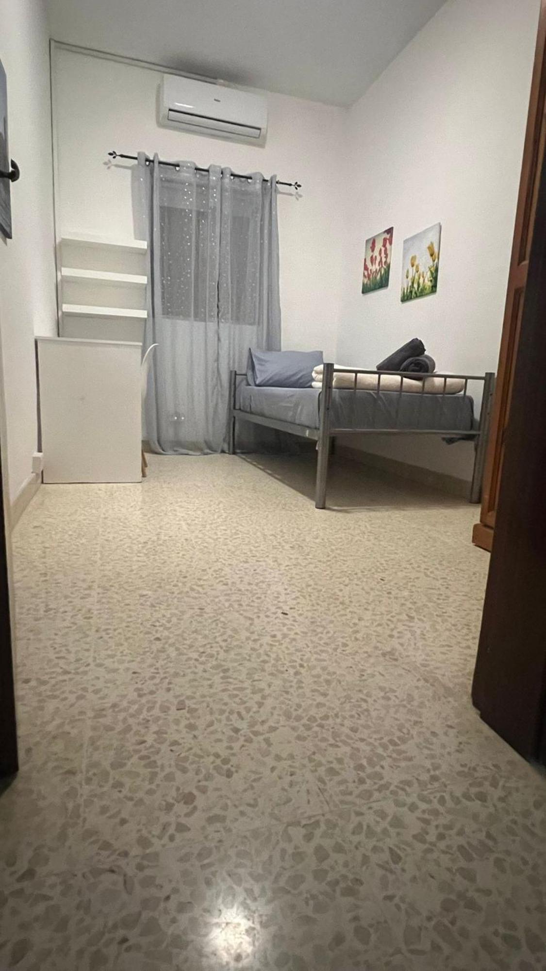 Private Room San Gwann Экстерьер фото